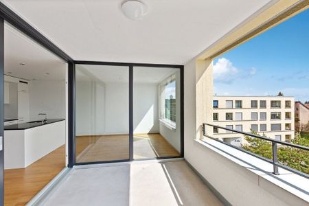 Dream home in a modern development - Photo 2