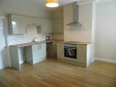 Flat to rent on - Photo 4