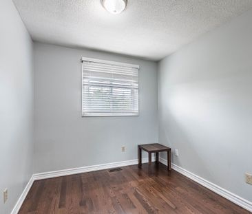 For Lease - 30 Castlehill Road Unit# 1, Brampton, Ontario - Photo 6