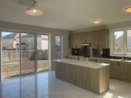 For Lease - 31 Dolomite Drive, Brampton, Ontario - Photo 2