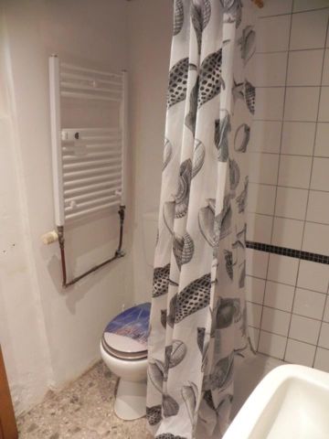 Möbliertes Apartment für 1-2 Personen, city - Photo 4