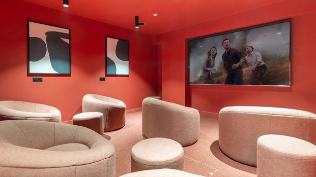 Studio to rent - Photo 1