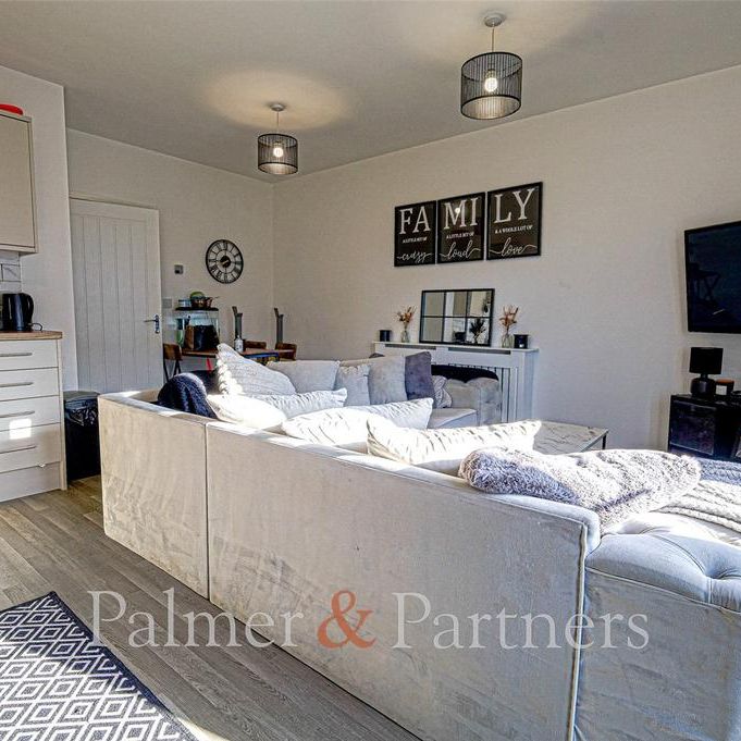 2 bedroom apartment to rent - Photo 1