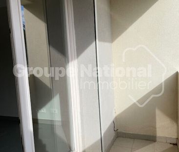 Appartement de type 2/3 en rdc sur ROGNAC avec Balcon, - Photo 1