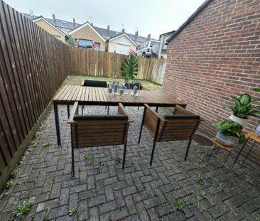 2 bedroom terraced house to rent - Photo 2