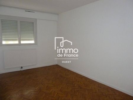 Location appartement 4 pièces 82.42 m² à La Roche-sur-Yon (85000) - Photo 4