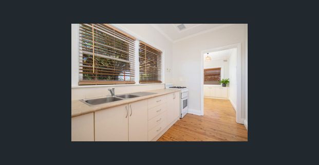 Double brick home in quiet street, 11 Schroder Avenue, Waratah - Photo 1