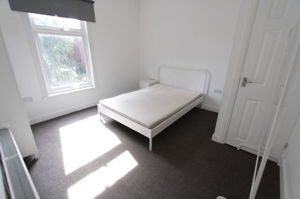 Alderson Place, Sheffield, S2 - Photo 1