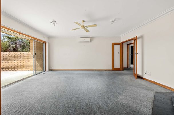 Space And Versatility - Photo 1
