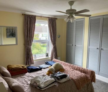 3 bedroom semi-detached house to rent - Photo 3