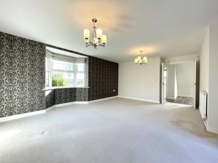 5 bedroom detached house to rent - Photo 3