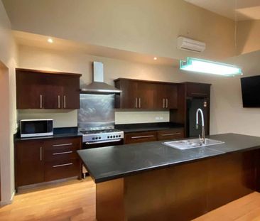 Stand tall above the rest - Photo 1