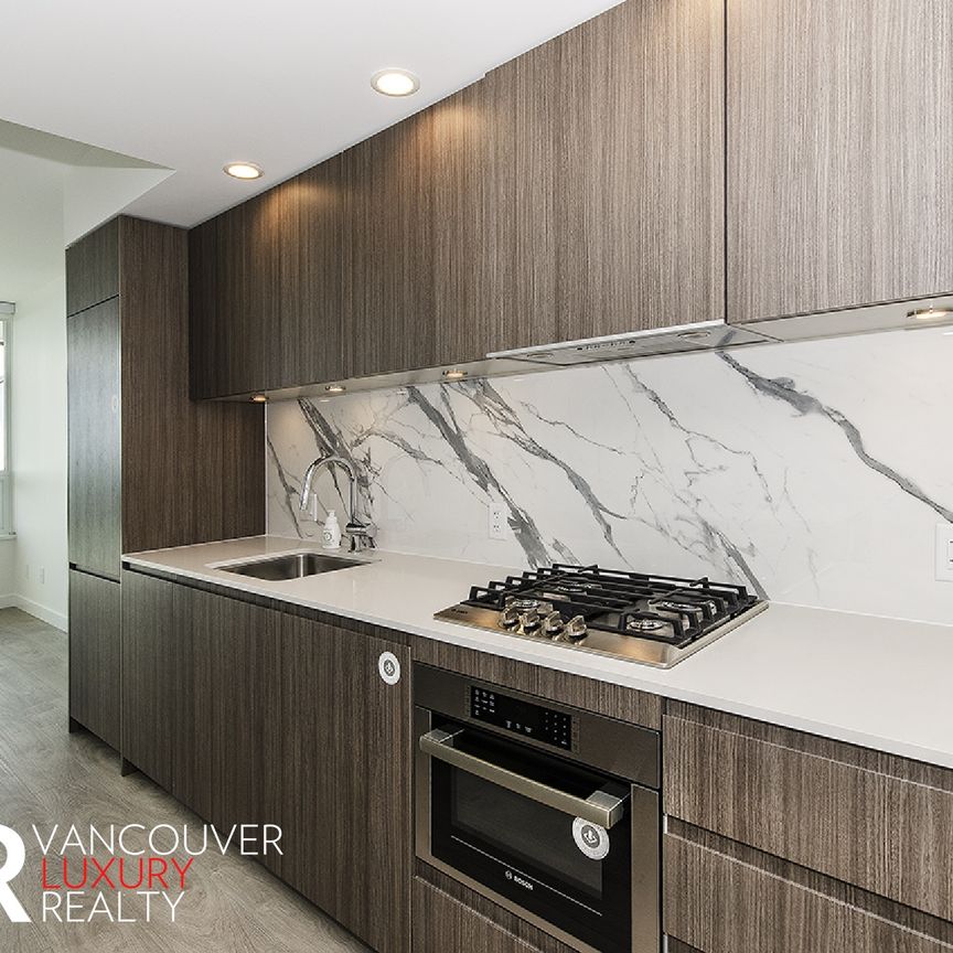 Condo in Burnaby, BC - Photo 1