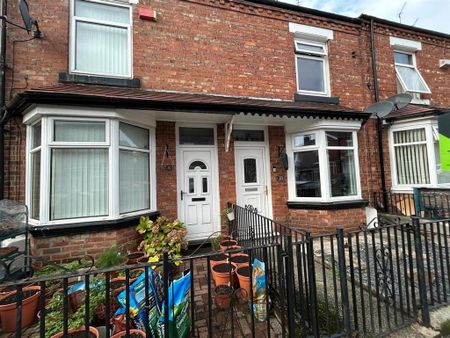 2 bedroom terraced house to rent - Photo 3