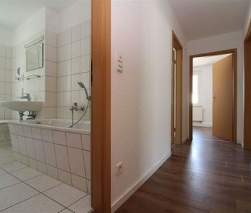 3-Zimmer-Wohnung in der 1. Etage mit Balkon wartet auf neue Mieter - Photo 2