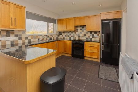 112 Portaferry Road, Newtownards, BT22 2AH - Photo 2