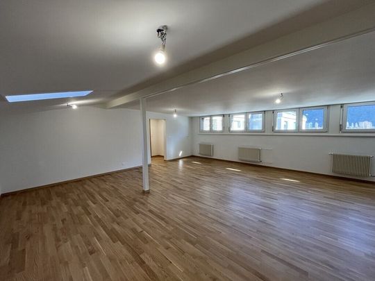 A saisir ! Splendide loft en plein centre de Martigny ! - Photo 1