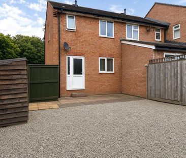 2 bedroom semi-detached house to rent - Photo 2