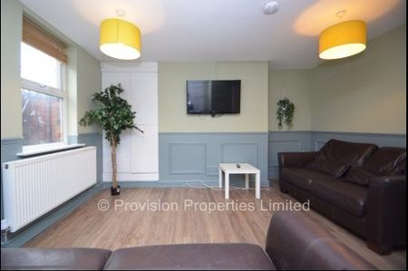 6 Bedroom Student Houses in Woodhouse - Photo 2
