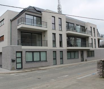 Instapklaar appartement met 2 slaapkamers in Zwevezele! - Foto 1