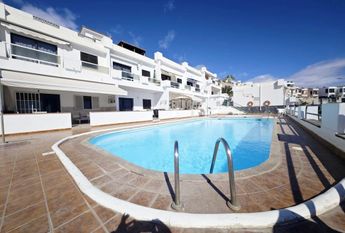 Puerto Rico, Canary Islands 35130