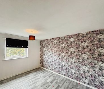 3 bedroom end of terrace to rent Exhall Close, Redditch B98 - Photo 3