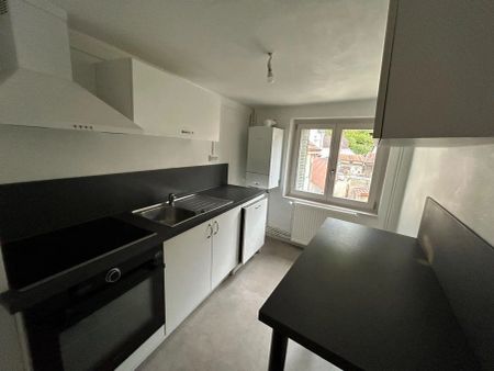 Appartement à louer 3 pièces 65m² - Photo 4