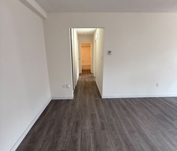 For Lease - 555 Oxford Street Unit# 207, Oshawa, Ontario - Photo 2