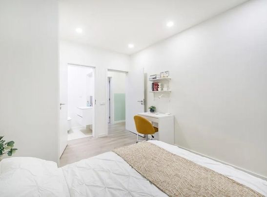 Rua Guilhermina Suggia, Lisbon, Lisbon 1700-224 - Photo 1