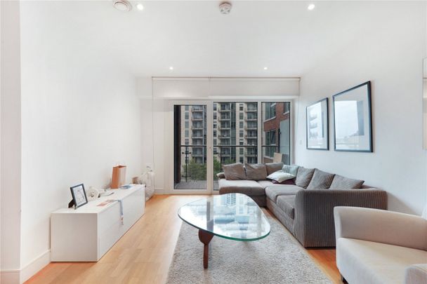 Juniper Drive, Battersea, London, SW18 - Photo 1