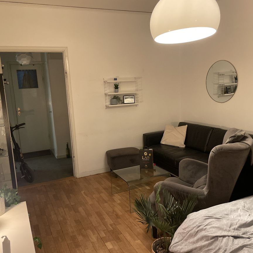 Kvarnbacksvägen, Bromma - Photo 1