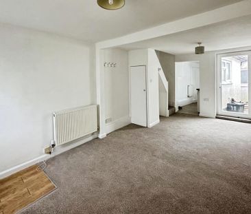 2 bedroom cottage to rent - Photo 1