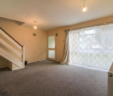 2 bedroom semi-detached house to rent - Photo 2