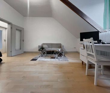 KL - Buchfinkstraße, 2 ZKB, Einbauküche, Tageslichtbad, separates W... - Foto 2