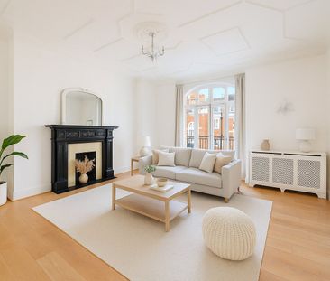 A Stunning Three Bedroom Apartment in Popular Portered Mansion Block - Photo 1