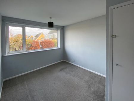 3 bedroom end of terrace house to rent - Photo 5
