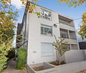 Stylish Apartment Close To Hawksburn And Toorak Villages - Photo 5