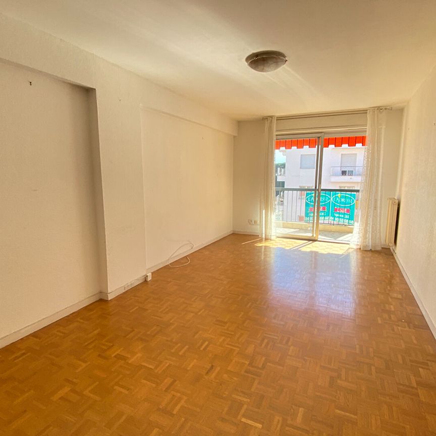 Location appartement 2 pièces, 53.79m², Nice - Photo 1