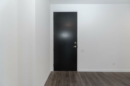 For Lease - 4208 Dundas Street Unit# 717, Toronto, Ontario - Photo 3