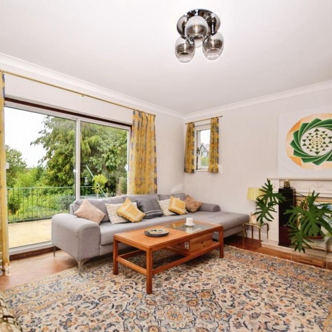 4 bedroom detached house to rent - Photo 1