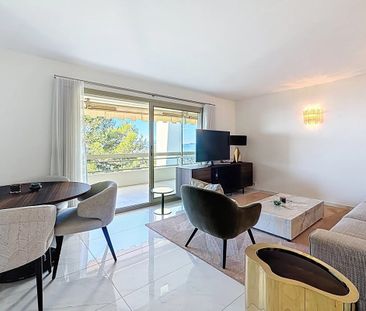 Superbe appartement de 3 pièces rénové avec vue mer - Photo 1