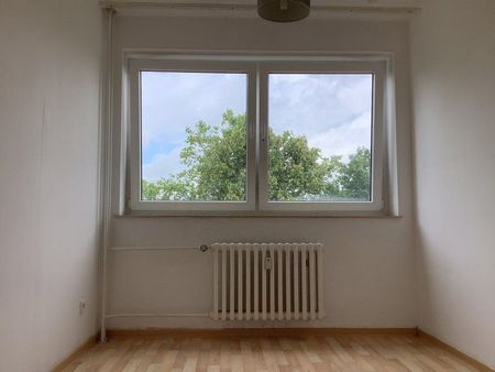 Umzug gefällig? Geräumige 3-Zi.-Wohnung / WBS erforderlich - Foto 3