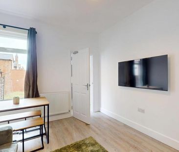 4 bedroom house to rent - Photo 3