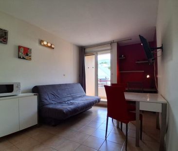 Location Appartement 1 pièce Meublé 24m² STE CLOTILDE 97490 - Photo 1
