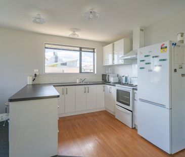 3 Beds in Gore - Photo 5