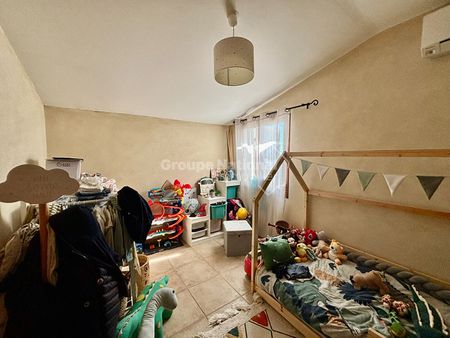 Appartement T3 de 72.56m2, avec jardin à Tarascon, - Photo 4