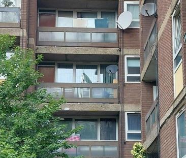 1 Bed Flat, Hampson Way, SW8 - Photo 4