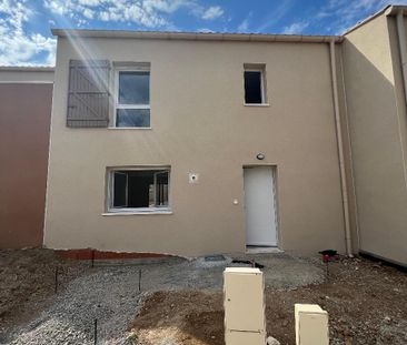 Location Maison 4 pièces 80m² BEDARRIDES 84370 - Photo 5