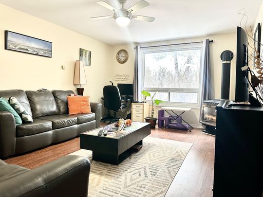 For Lease - 909 King Street Unit# 27, Oshawa, Ontario - Photo 1