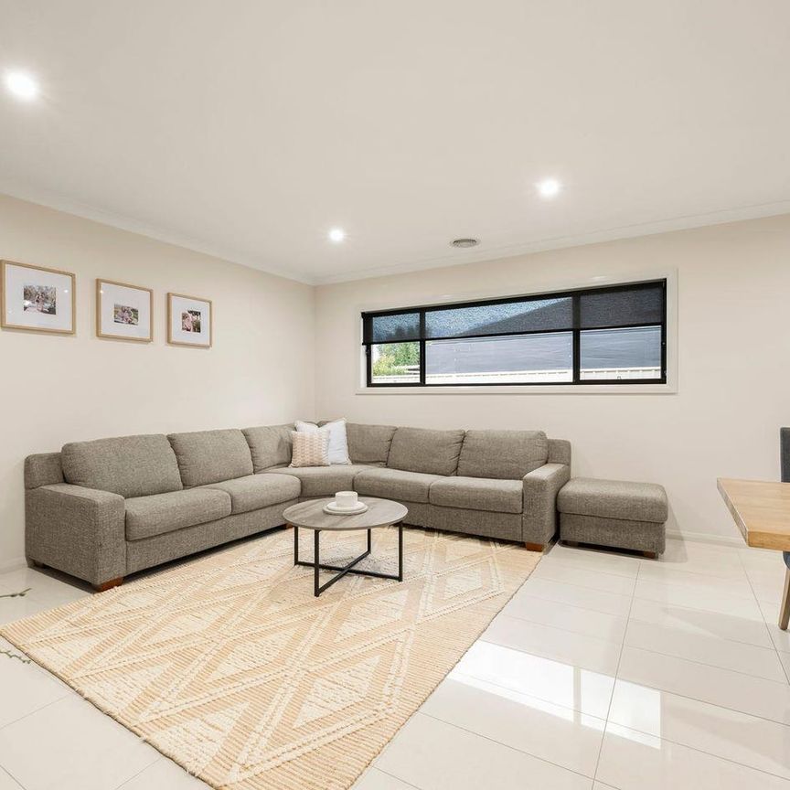 Attractive Family Home - Photo 1